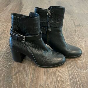 Splendid Zipper Leather Boots